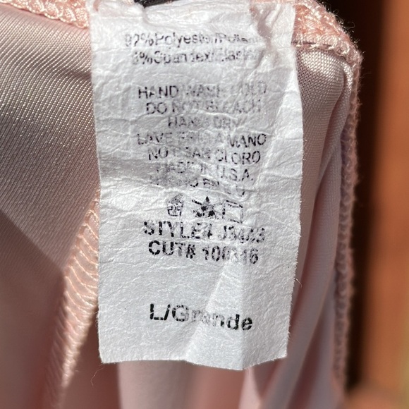 Uptown USA Chic Pink Halter Jumpsuit Size L - Picture 10 of 11